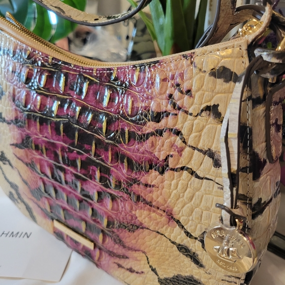 Meet your Posher, Tawanda - Picture 3 of 7